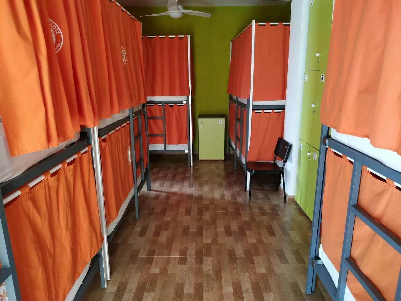 Hostel Summer Cádiz
